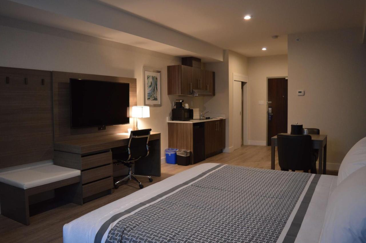 Best Western Plus Gateway To The Falls Clearwater Exterior photo