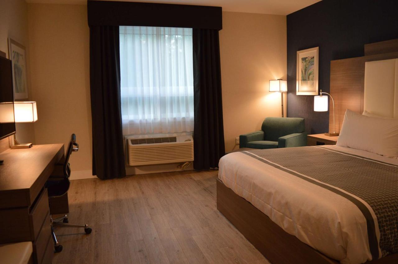 Best Western Plus Gateway To The Falls Clearwater Exterior photo